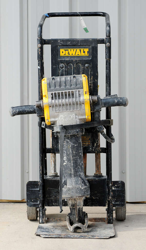 DeWalt Heavy Duty Pavement Breaker Rental