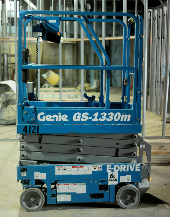 Genie GS-1330 Scissor Lift Rental